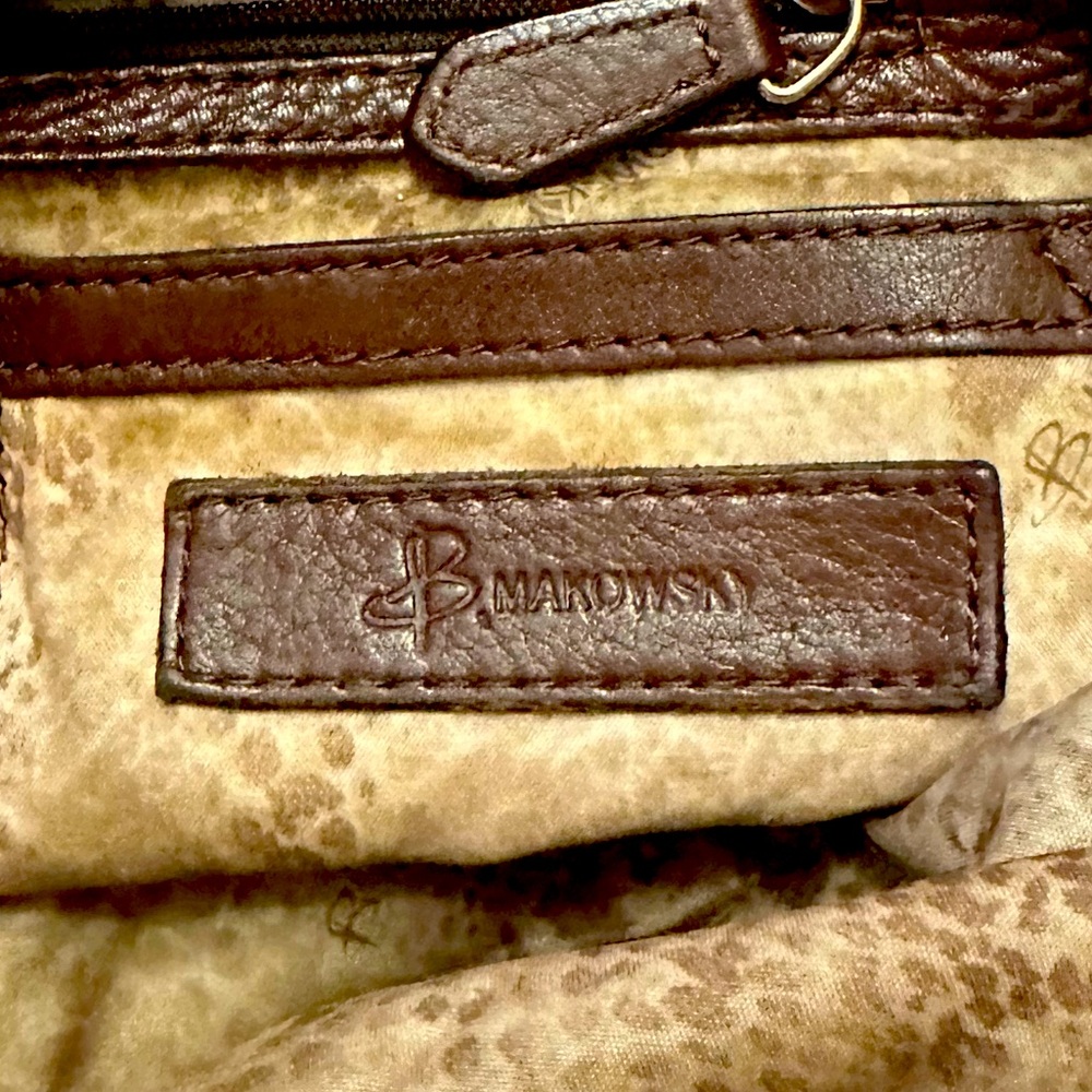 B Makowski  beautiful vintage should bag 100 % leather